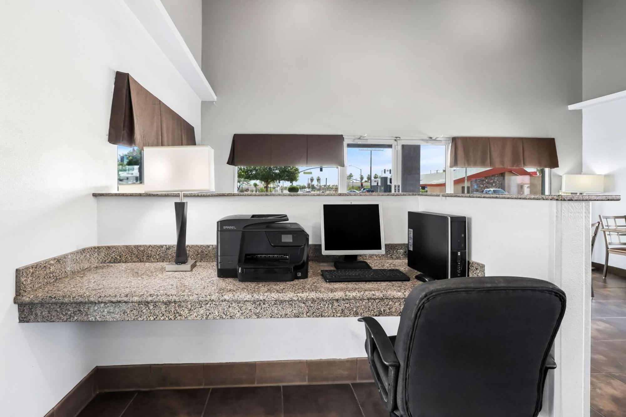 Surestay Hotel By Best Western Blythe Bagian luar foto