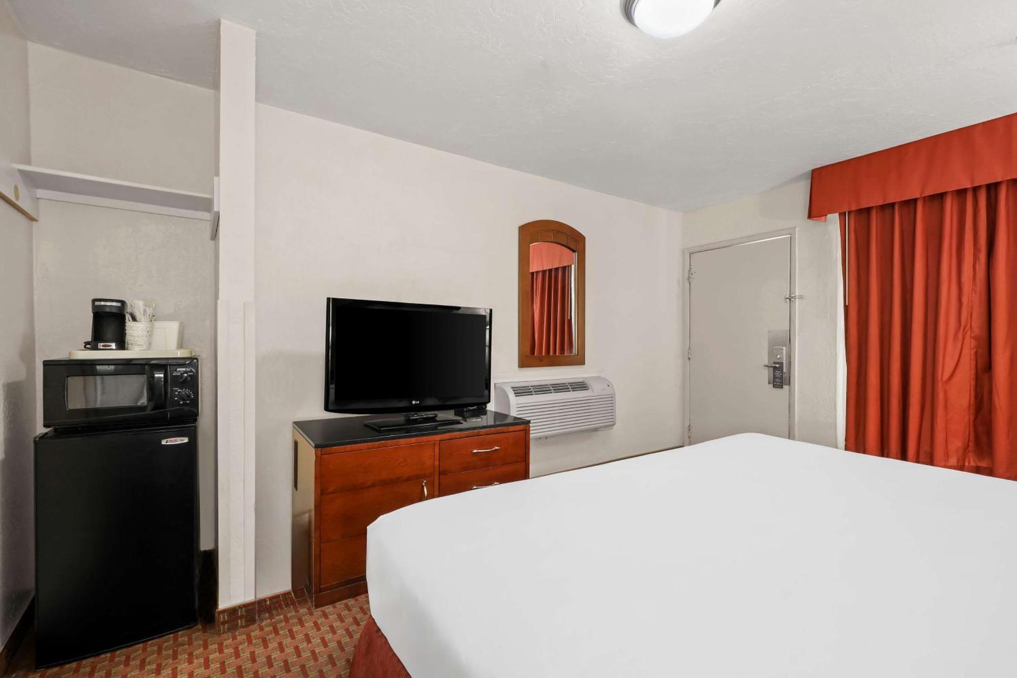 Surestay Hotel By Best Western Blythe Bagian luar foto