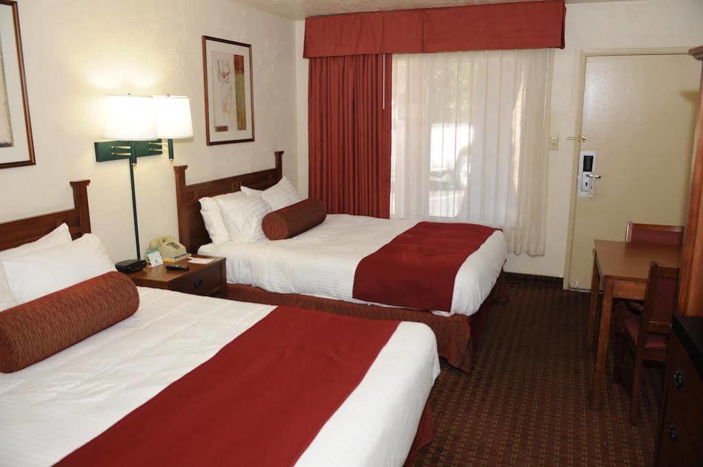Surestay Hotel By Best Western Blythe Bagian luar foto